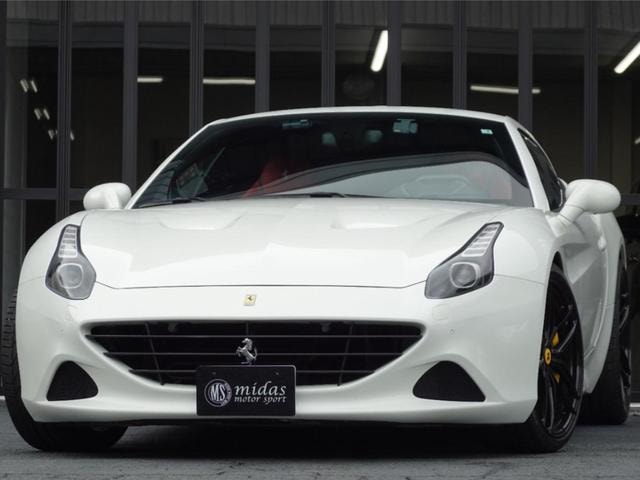 Ferrari CALIFORNIA T 2015 — фото автомобиля