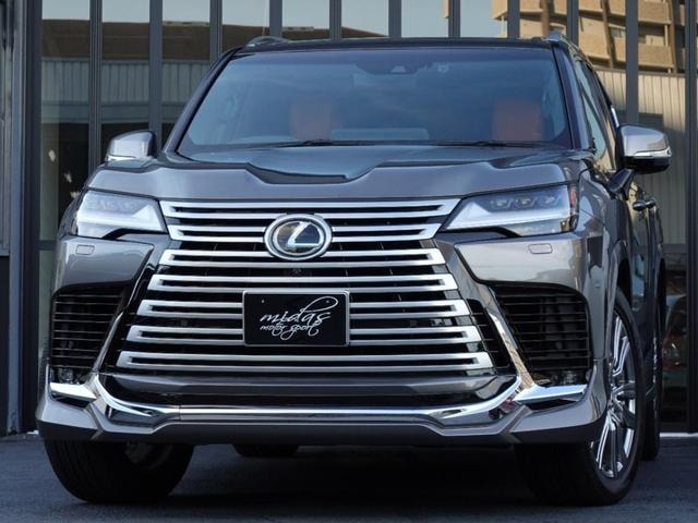 Lexus LX 2022 — фото автомобиля