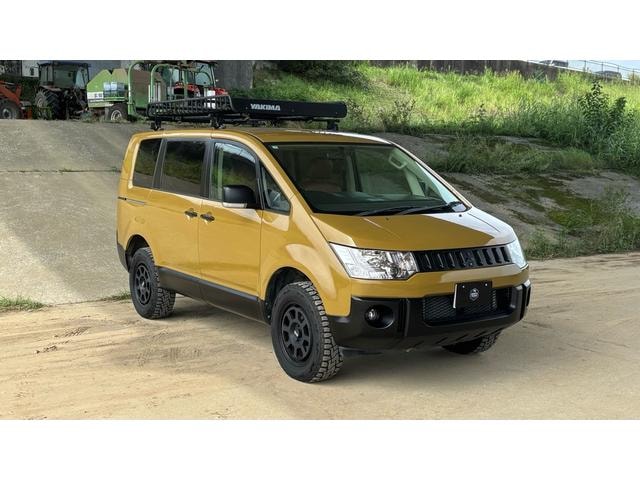 Mitsubishi DELICA D:5 2009 — фото автомобиля 1