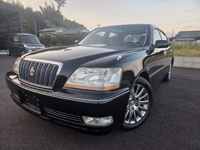 Toyota CROWN MAJESTA 2000 — фото автомобиля