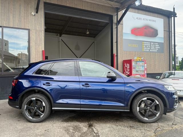 Audi Q5 2020 — фото автомобиля 1