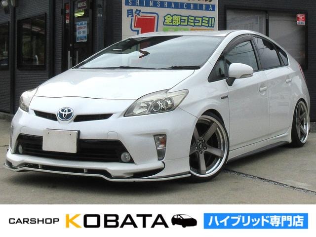 Toyota PRIUS 2010 — фото автомобиля 1