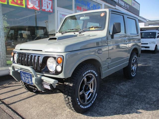 Suzuki JIMNY 1997 — фото автомобиля 1