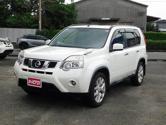 Nissan X-TRAIL 2012 — фото автомобиля 1