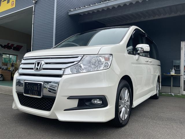 Honda STEPWAGON SPADA 2009 — фото автомобиля 1