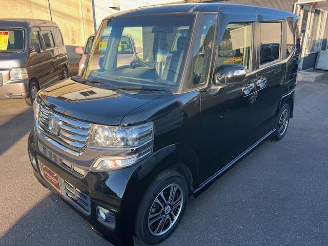 Honda N-BOX CUSTOM 2013 — фото автомобиля 1