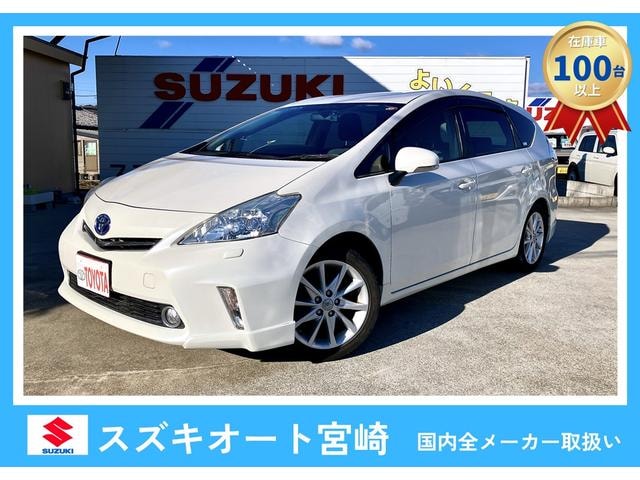 Toyota PRIUS ALPHA 2012 — фото автомобиля 1