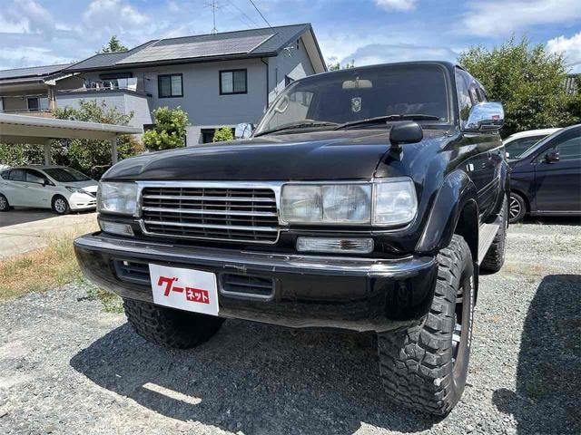 Toyota LAND CRUISER 80 1993 — фото автомобиля 1