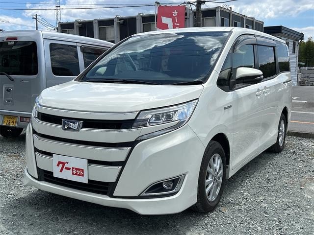 Toyota NOAH 2018 — фото автомобиля 1