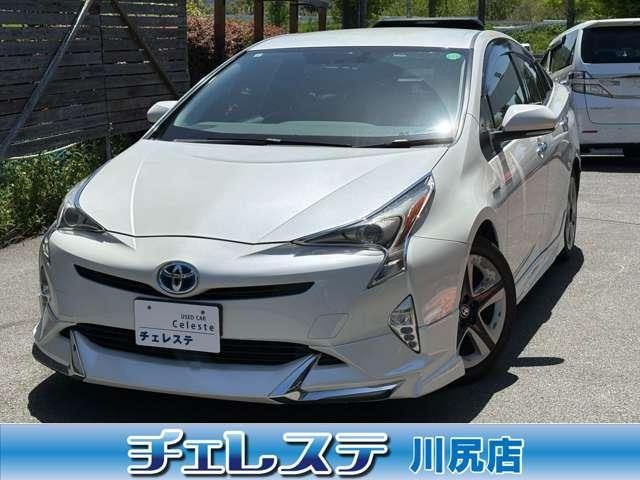 Toyota PRIUS 2016 — фото автомобиля 1