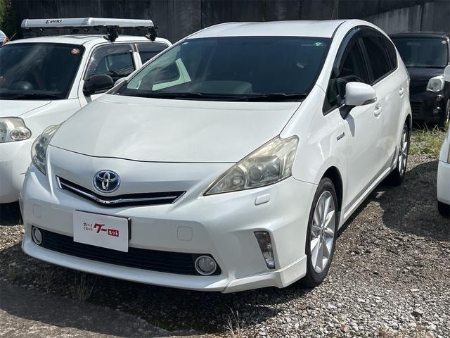 Toyota PRIUS ALPHA 2013 — фото автомобиля 1