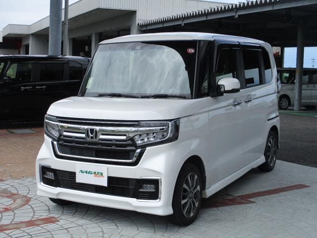 Honda N-BOX CUSTOM 2023 — фото автомобиля 1