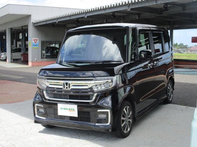 Honda N-BOX CUSTOM 2023 — фото автомобиля 1