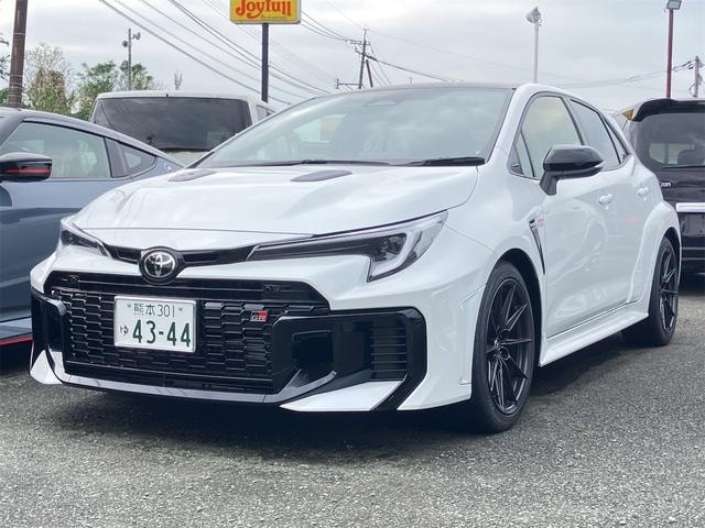 Toyota GR COROLLA 2025 — фото автомобиля 1