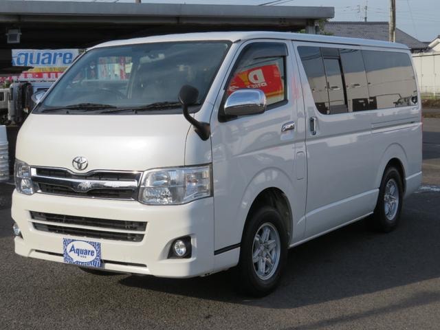 Toyota HIACE VAN 2013 — фото автомобиля 1
