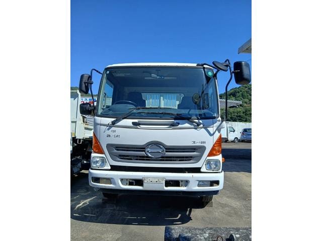 Hino RANGER 2013 — фото автомобиля