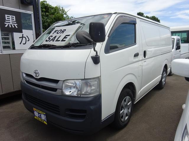 Toyota REGIUS ACE VAN 2010 — фото автомобиля