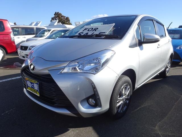 Toyota VITZ 2018 — фото автомобиля 1