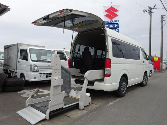 Toyota REGIUS ACE VAN 2017 — фото автомобиля 1