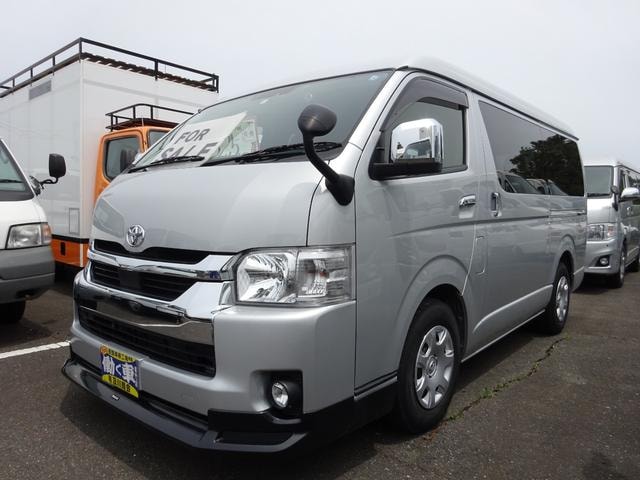 Toyota HIACE WAGON 2020 — фото автомобиля