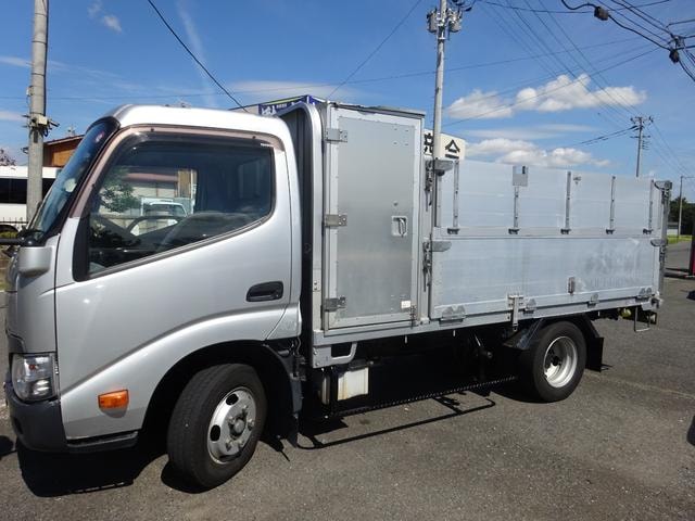Toyota DYNA TRUCK 2017 — фото автомобиля