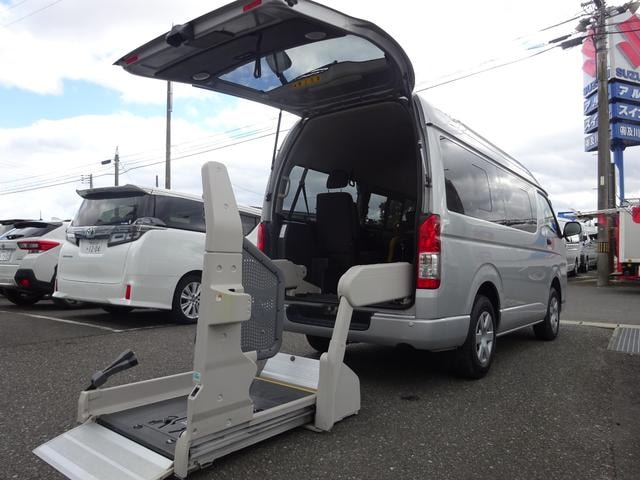 Toyota HIACE VAN 2014 — фото автомобиля 1