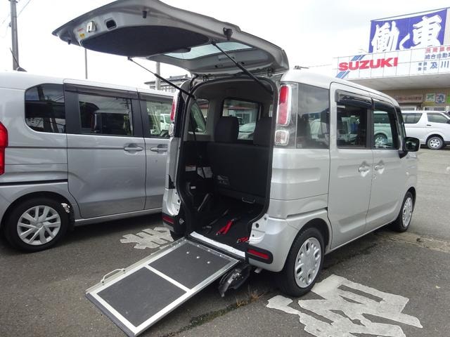 Suzuki SPACIA 2020 — фото автомобиля 1