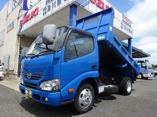 Hino DUTRO 2016 — фото автомобиля 1