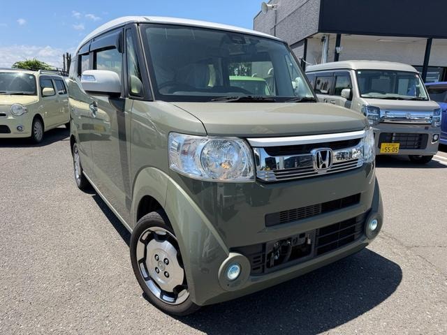 Honda N-BOX SLASH 2017 — фото автомобиля