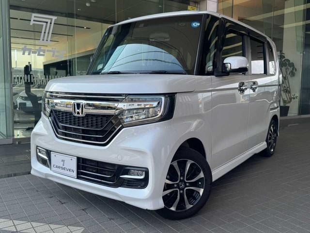 Honda N-BOX CUSTOM 2020 — фото автомобиля 1