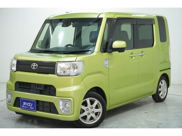 Toyota PIXIS MEGA 2017 — фото автомобиля 1