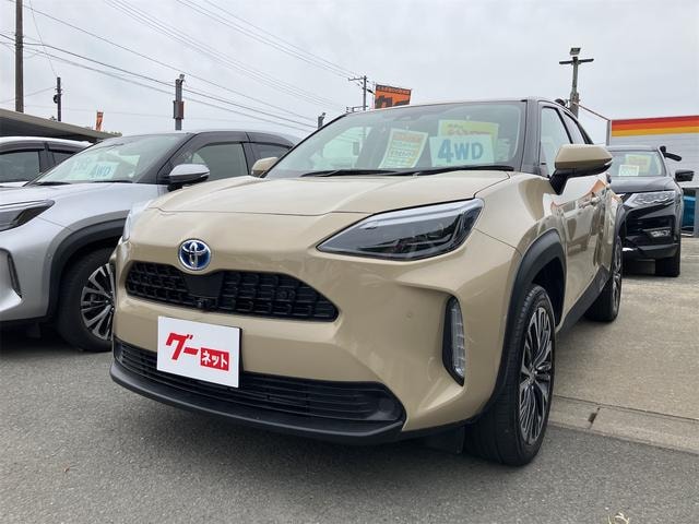 Toyota YARIS CROSS 2023 — фото автомобиля