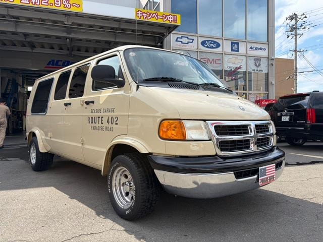 Dodge VAN  — фото автомобиля 1
