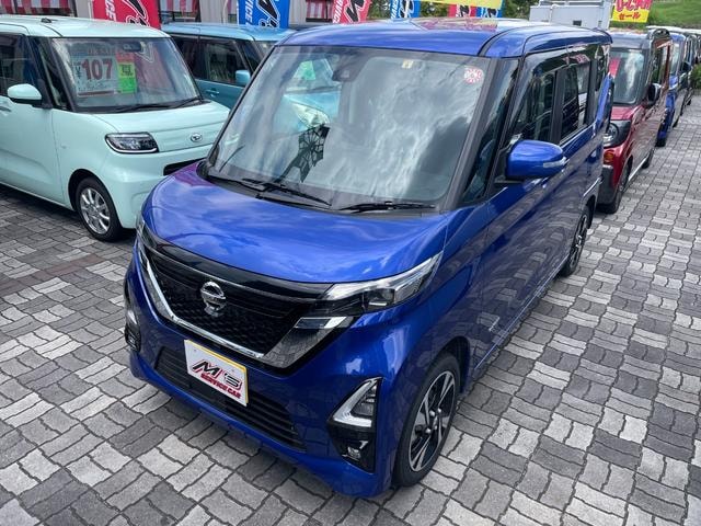 Nissan ROOX 2022 — фото автомобиля 1
