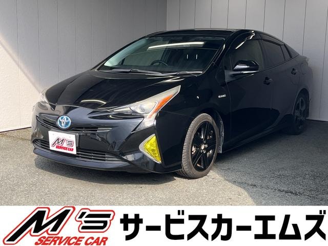 Toyota PRIUS 2016 — фото автомобиля 1