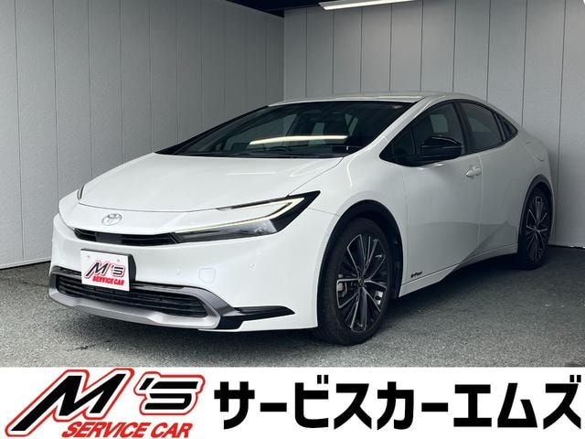 Toyota PRIUS 2023 — фото автомобиля 1