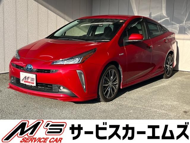 Toyota PRIUS 2019 — фото автомобиля