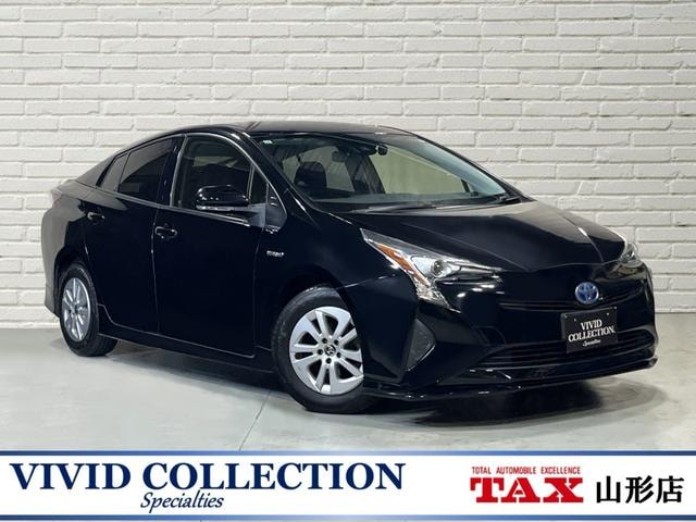 Toyota PRIUS 2015 — фото автомобиля 1