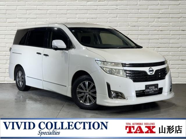 Nissan ELGRAND 2013 — фото автомобиля 1