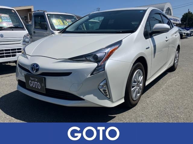 Toyota PRIUS 2016 — фото автомобиля 1