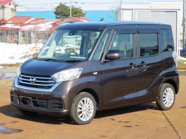 Nissan DAYZ ROOX 2019 — фото автомобиля