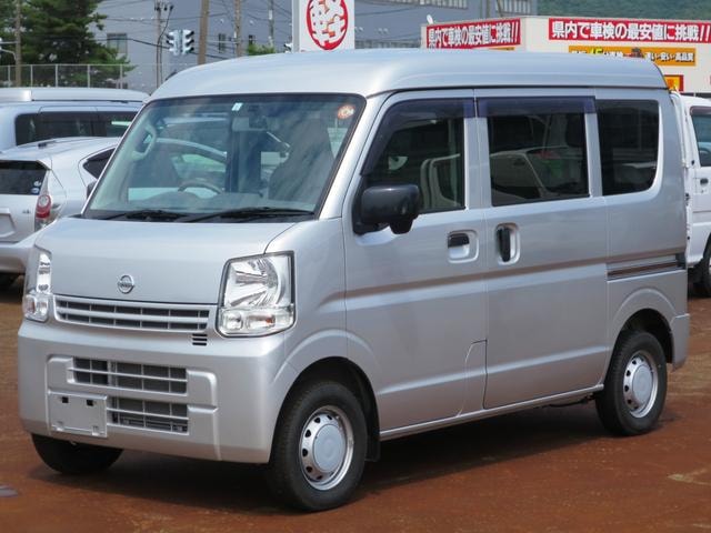 Nissan NV100CLIPPER VAN 2022 — фото автомобиля