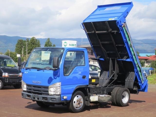 Isuzu ELF TRUCK 2011 — фото автомобиля 1