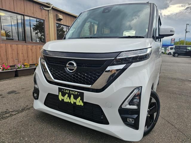 Nissan ROOX 2021 — фото автомобиля