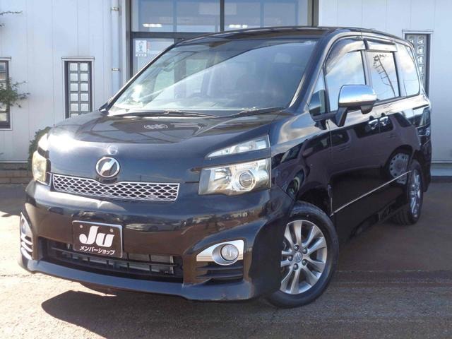 Toyota VOXY 2010 — фото автомобиля 1