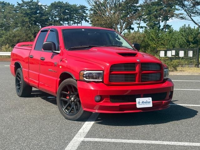 Dodge RAM 2005 — фото автомобиля 1