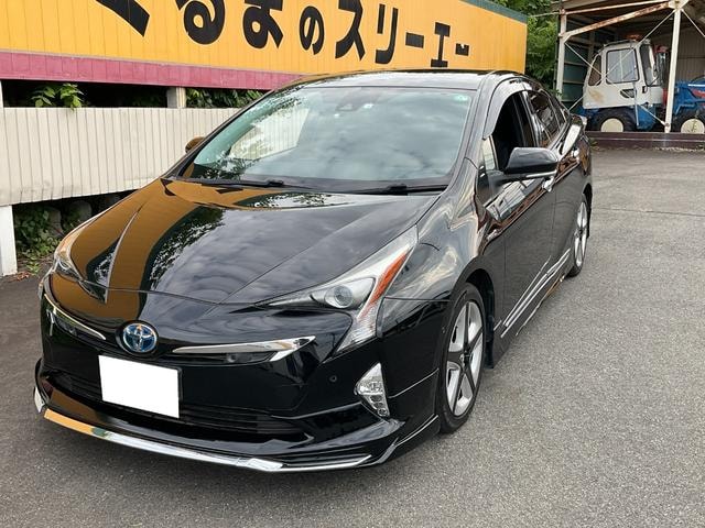 Toyota PRIUS 2016 — фото автомобиля 1