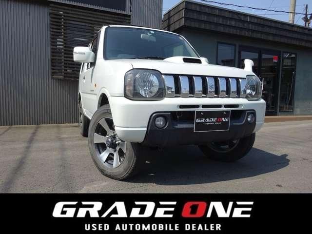 Suzuki JIMNY 2010 — фото автомобиля 1