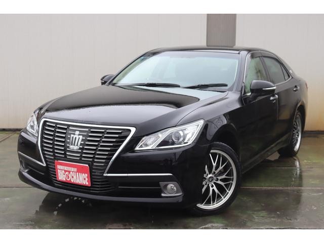 Toyota CROWN 2013 — фото автомобиля 1