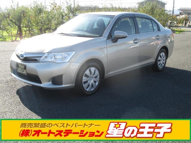 Toyota COROLLA AXIO 2013 — фото автомобиля 1